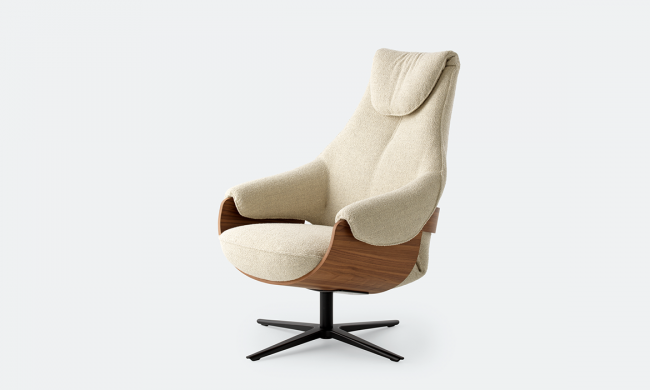 leolux armchair